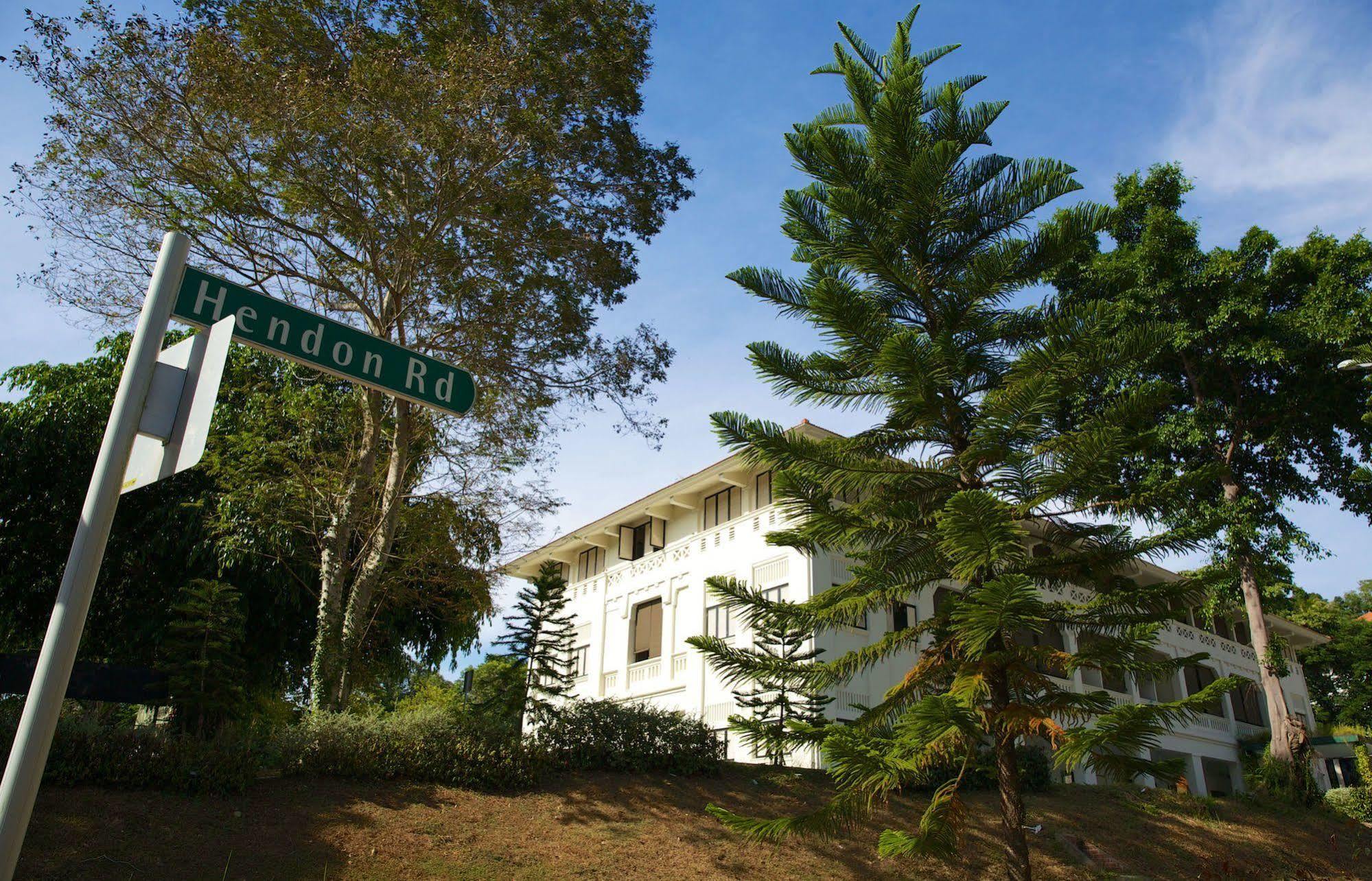 Raintr33 Hotel Singapore Exterior photo