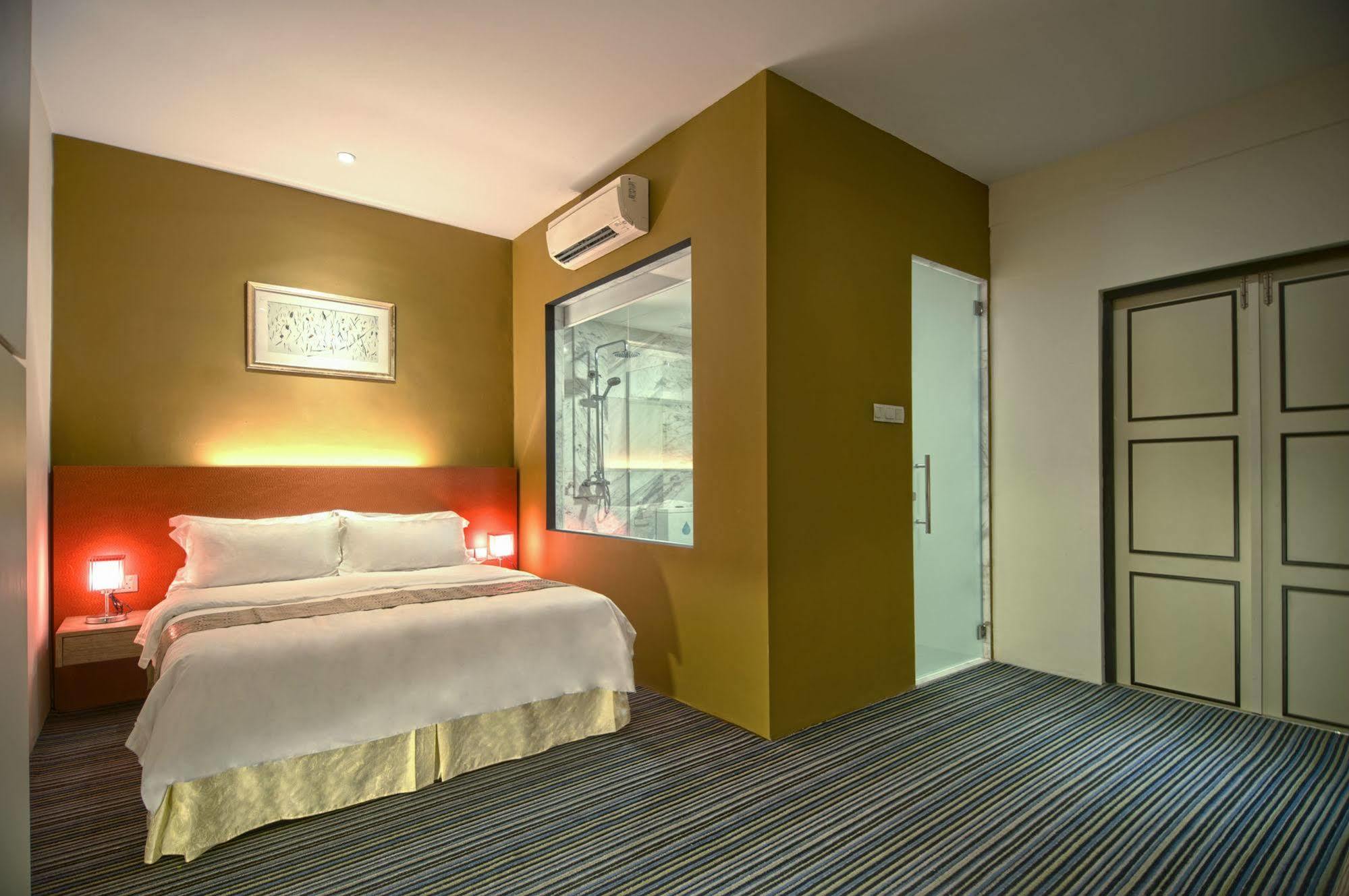 Raintr33 Hotel Singapore Exterior photo